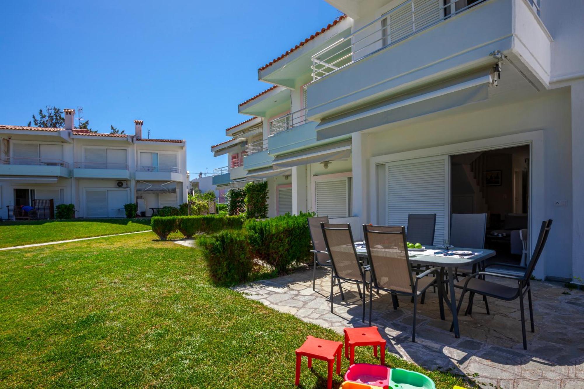 Serenity Seafront Garden Villa